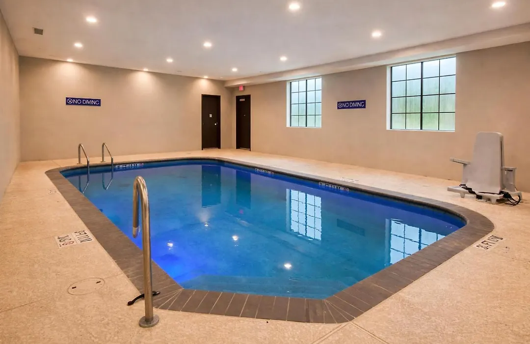 Days Inn & Suites By Wyndham Tomball Houston Nw-1