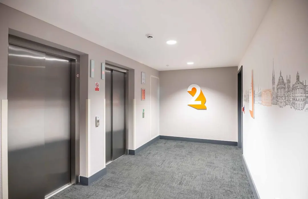 Easyhotel Oxford-1