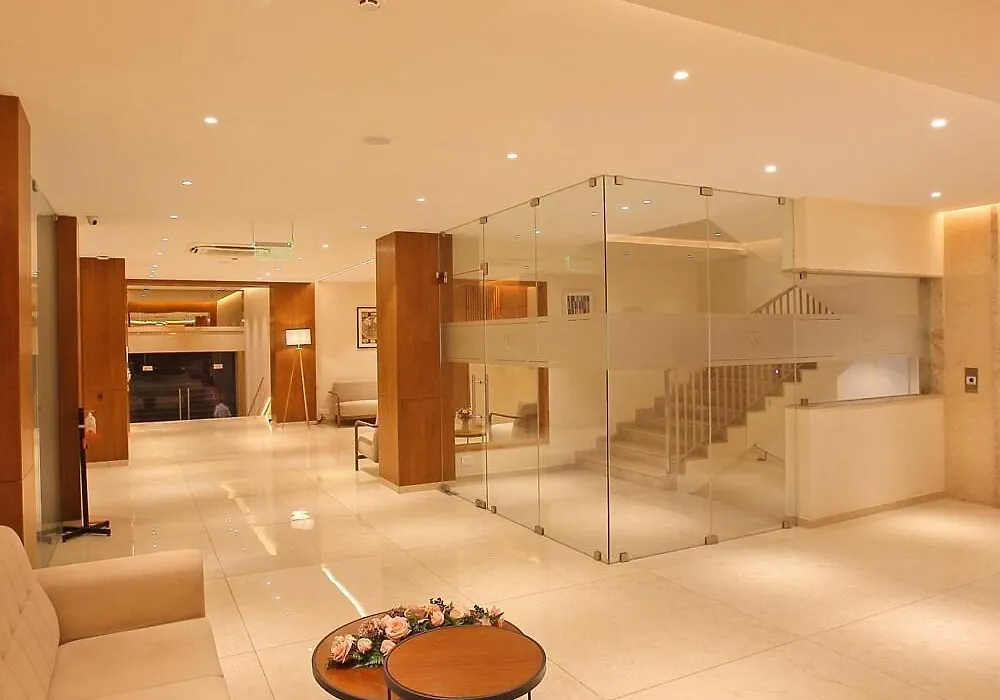 Crystal Plaza Luxury Business Hotel-1