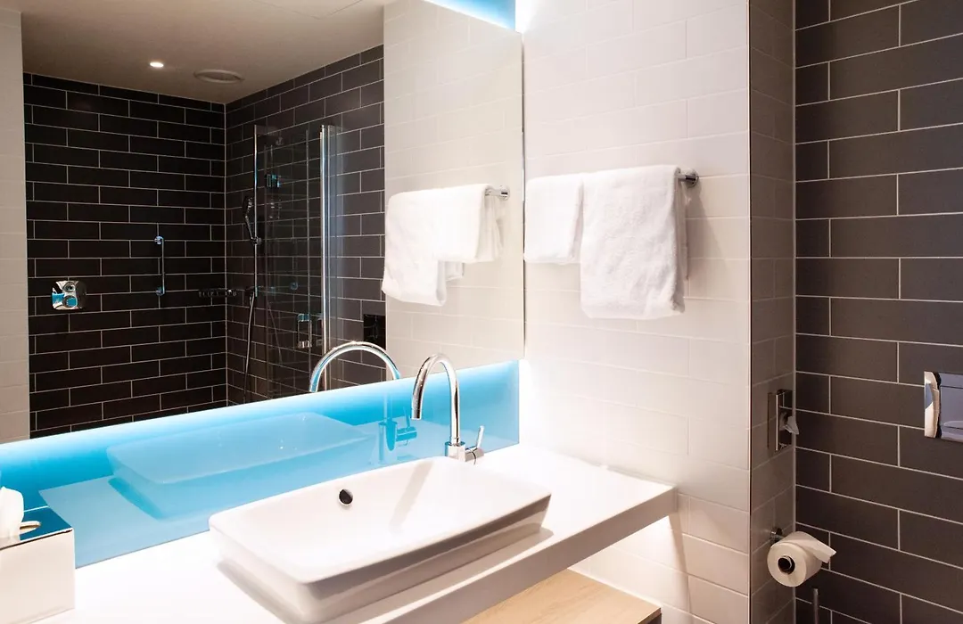 Holiday Inn Express & Suites - Basel - Allschwil By Ihg-1