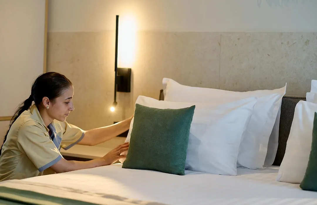 Alezzi Infinity Aparthotel & Spa-1