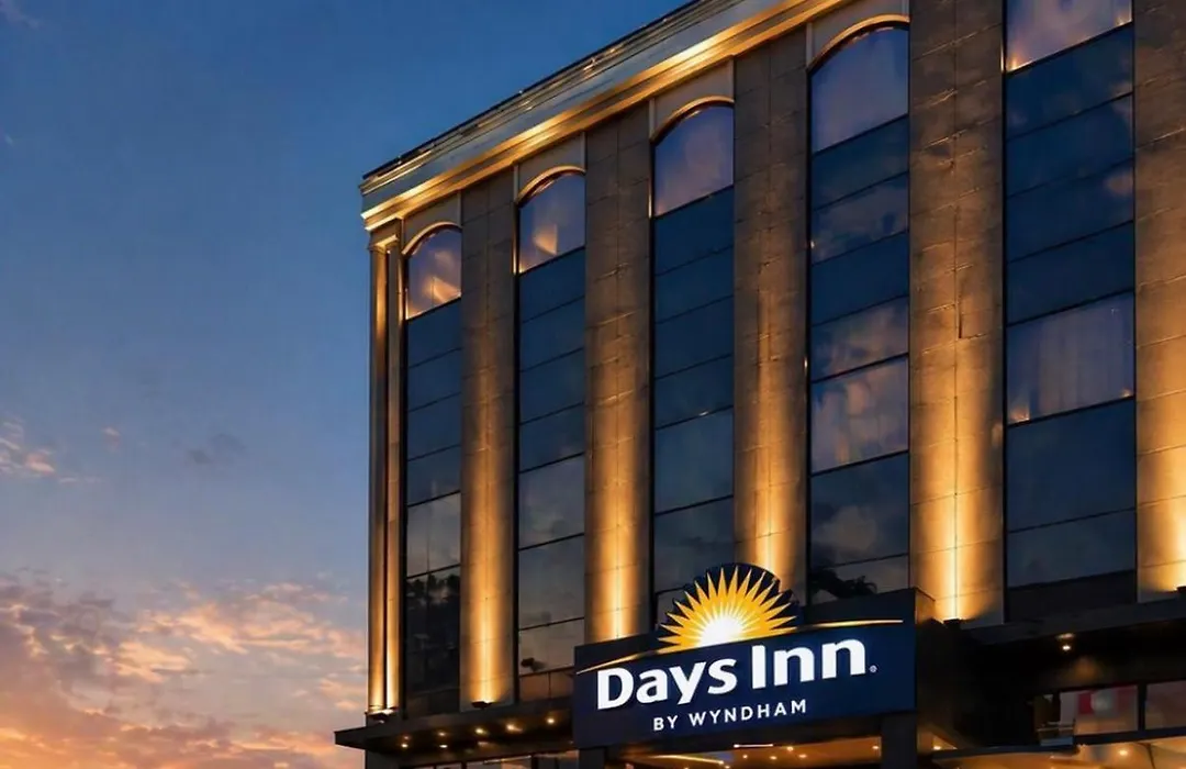 Days Inn by Wyndham Istanbul Arnavutkoy-1