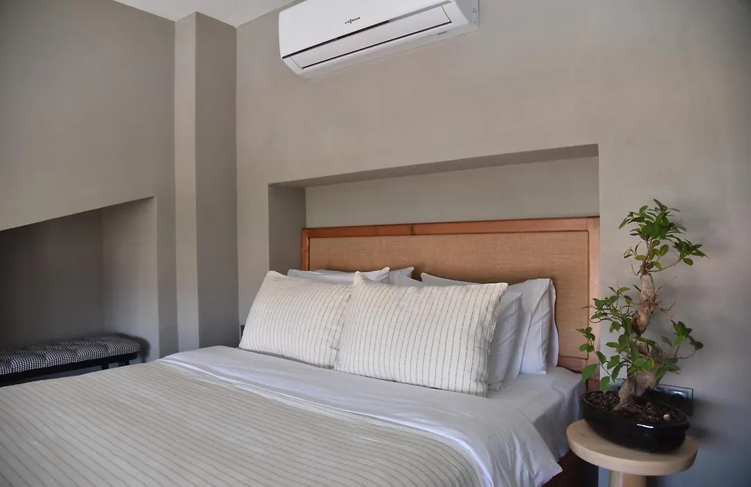 Soas Suites-1