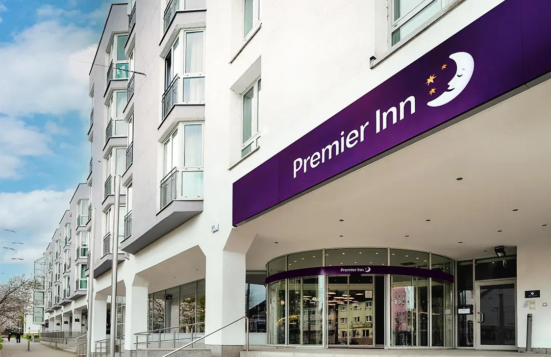 Premier Inn Stuttgart Bad Cannstatt-1