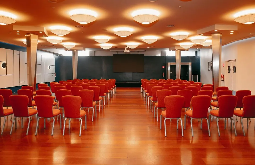 Crowne Plaza Madrid - Centre Retiro By Ihg-1
