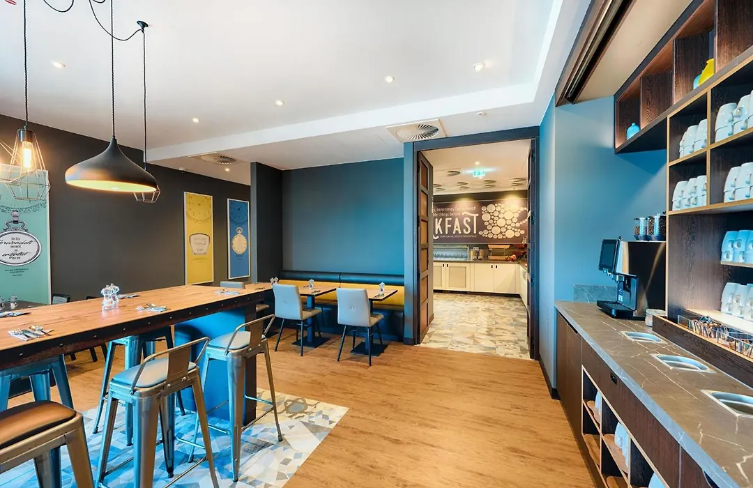 Premier Inn Dresden City Prager Straße-1