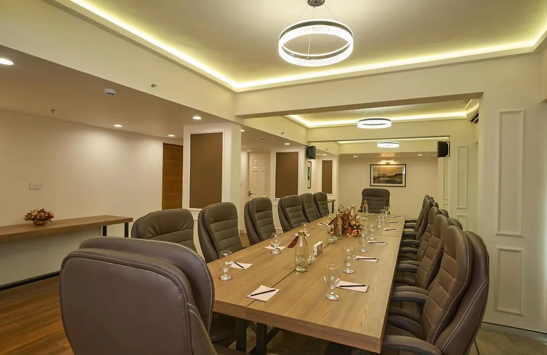 Noah Sky Suites-1