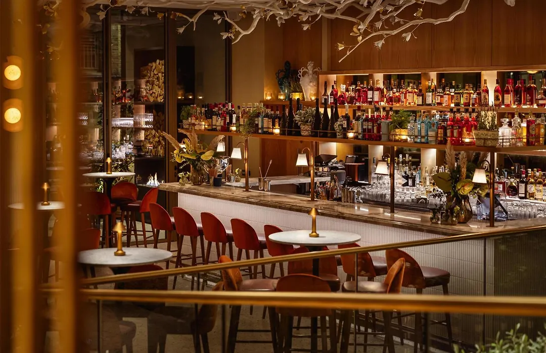 The Botree London, Curio Collection By Hilton-1