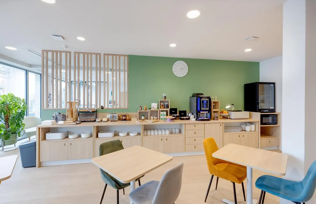Karaez Hôtel - BritHotel Carhaix-1