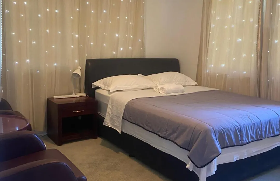 Yny Guest House-1