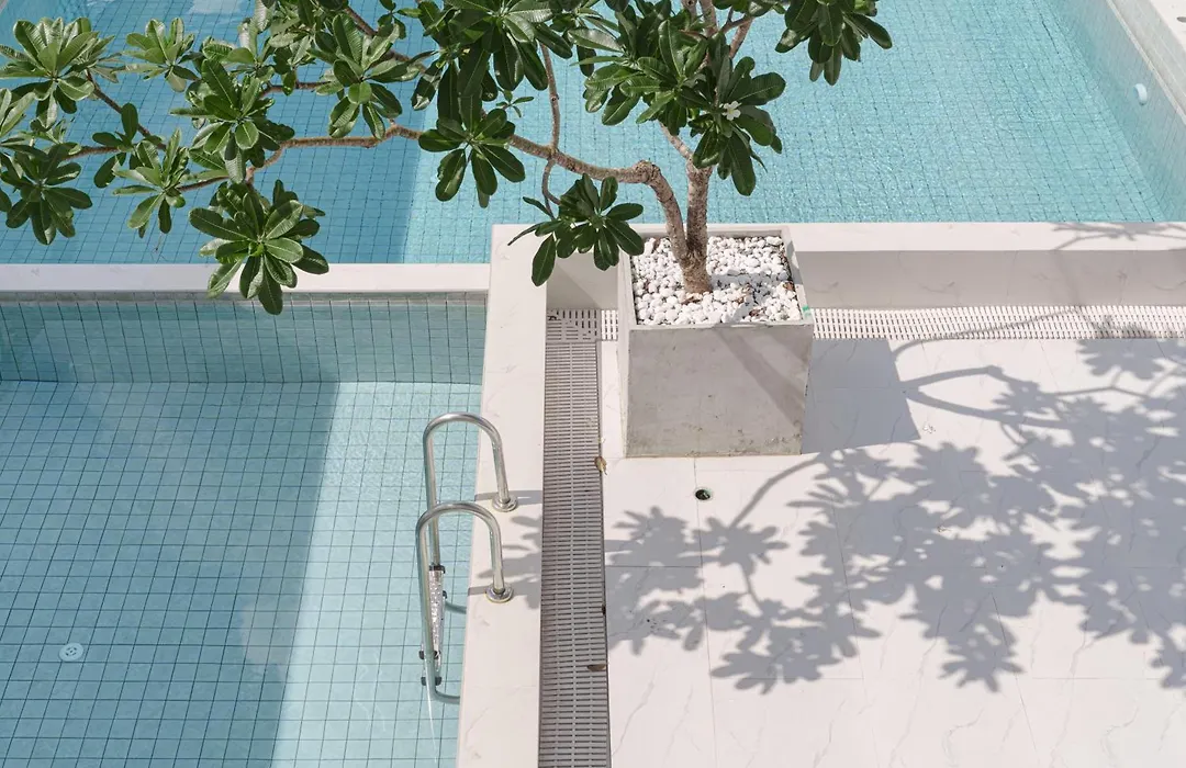 Sz Canalside Hotel-1