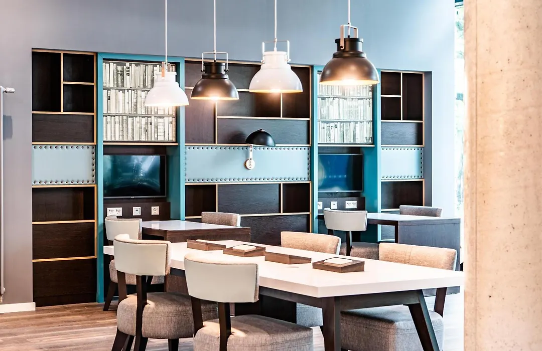Premier Inn Hannover City University-1