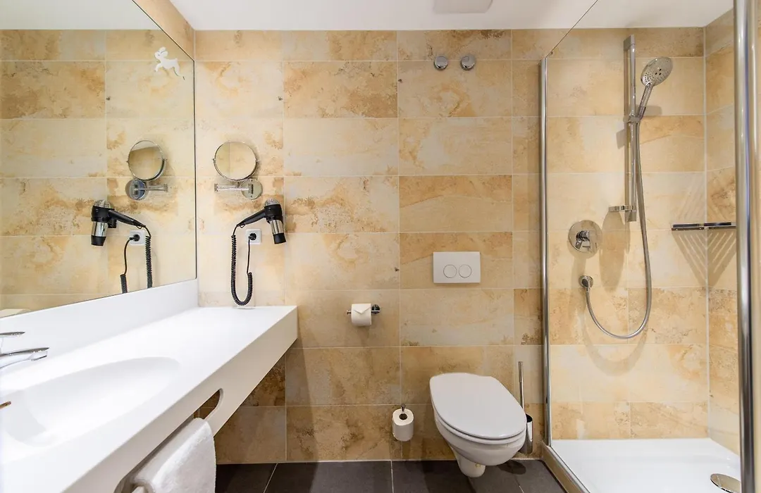 Premier Inn Passau Weisser Hase-1