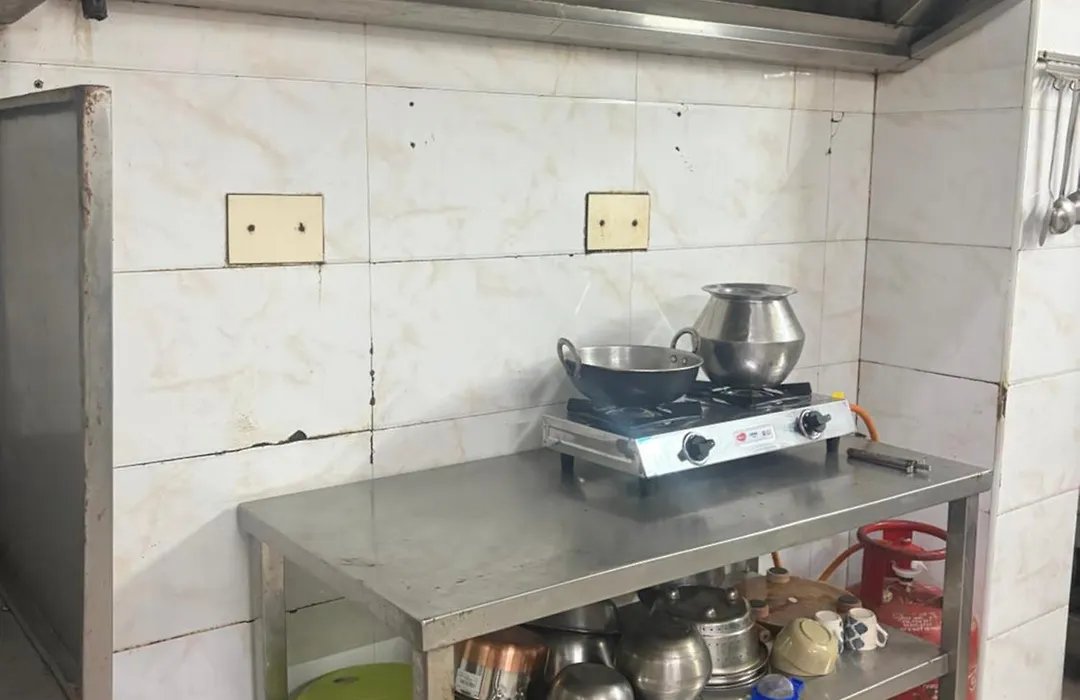 Gulnaar Inn Near Us Counsulate Sankar Nethralaya Apollo Hospital-1