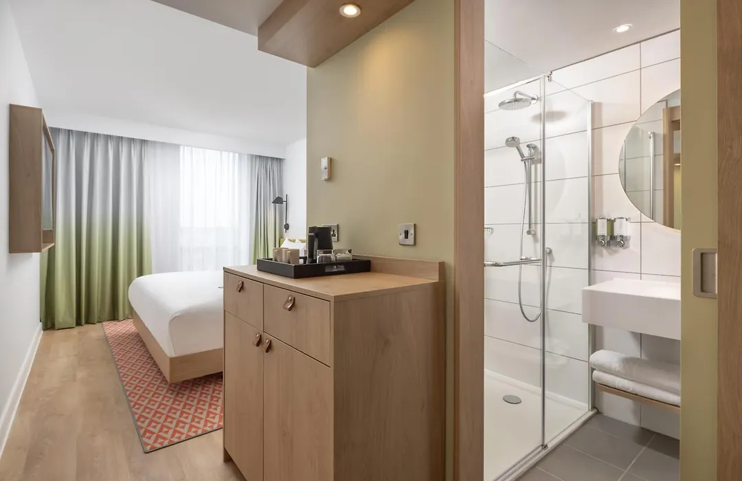 Hampton By Hilton Nuneaton-1