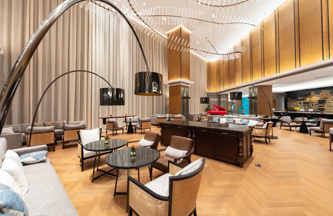 Wyndham Grand Plaza Royale Hot Springs Fenghuang-1