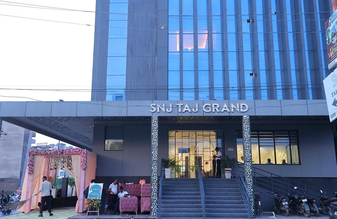 Snj Taj Grand-1