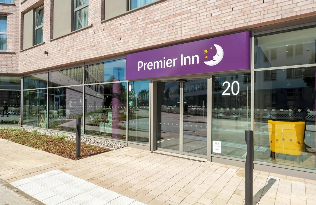 Premier Inn Lübeck City Centre-1