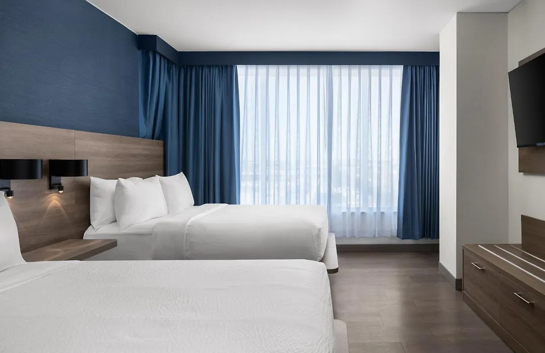 Holiday Inn Express Montreal Airport - St-Laurent By Ihg-1
