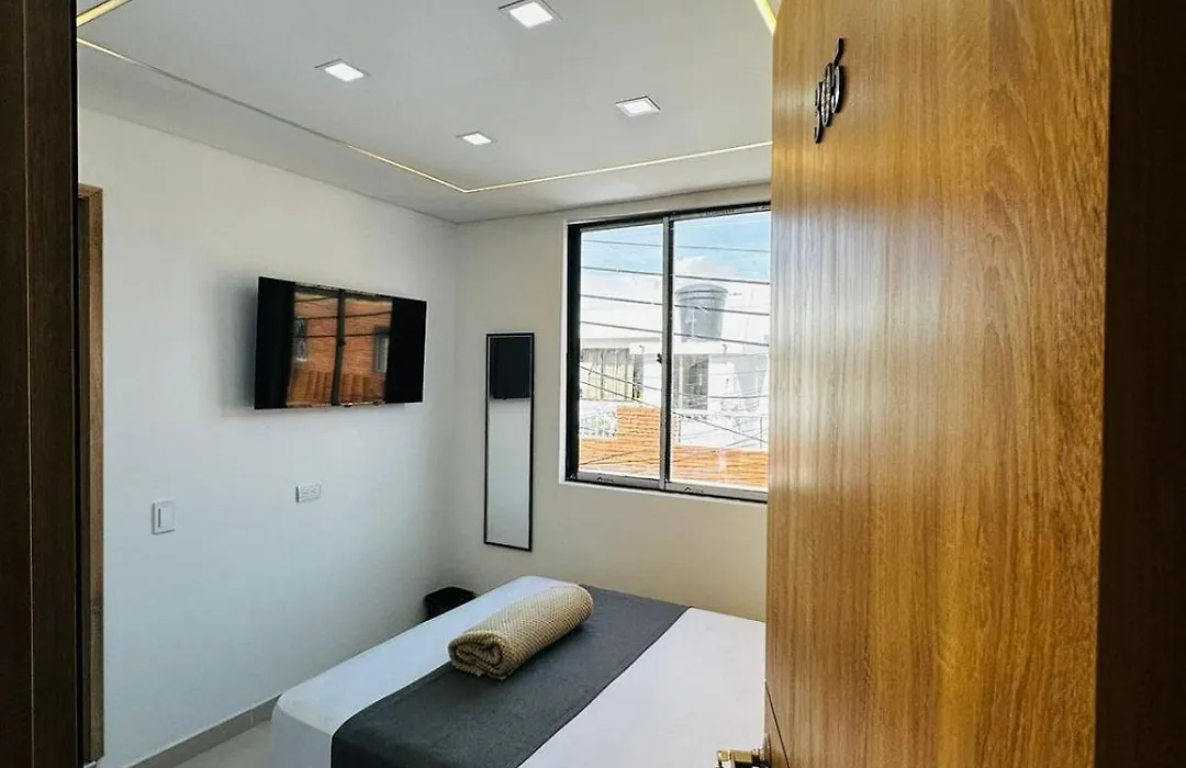 Aero Hotel-1
