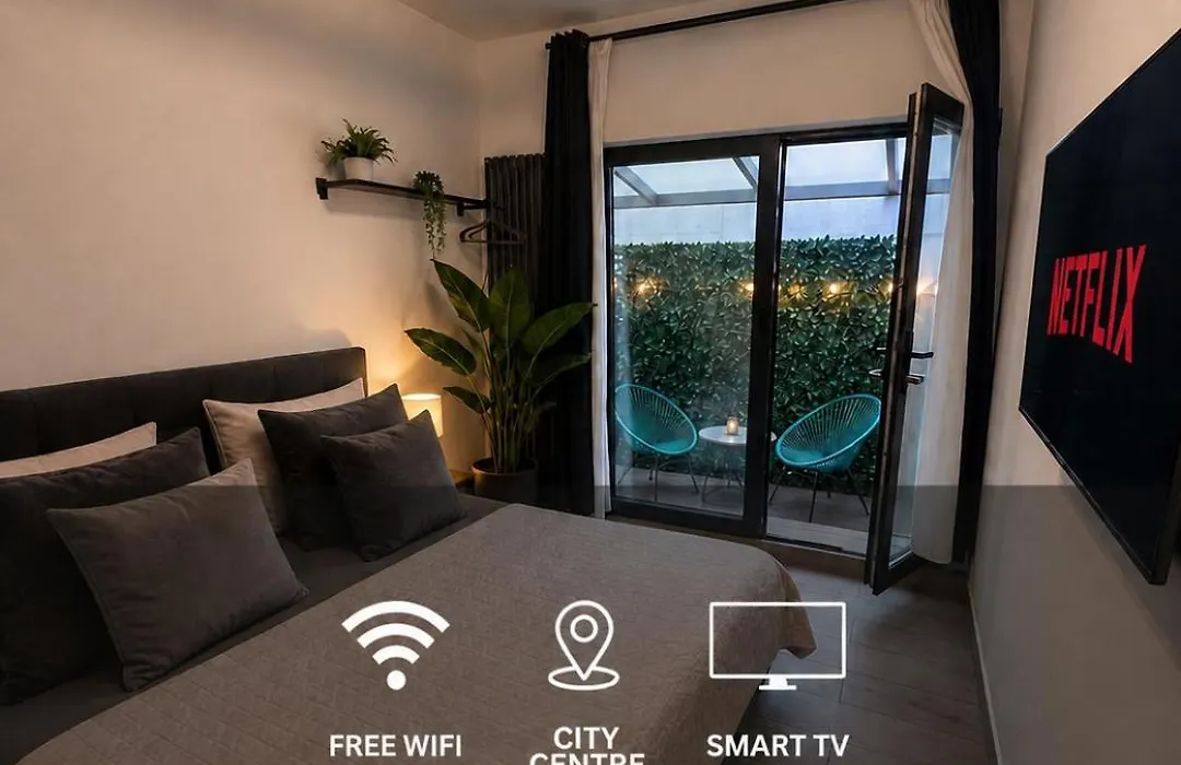 La Suite Hotel - Self Check-in-1