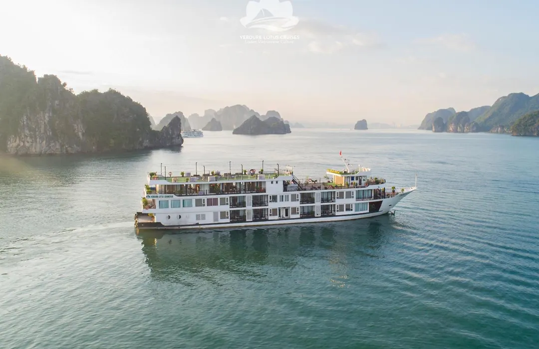 Verdure Lotus Grandeur Cruise On Ha Long Bay-1