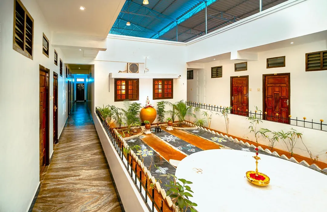 Hare Rama Hare Krishna - Eesha Hotel-1