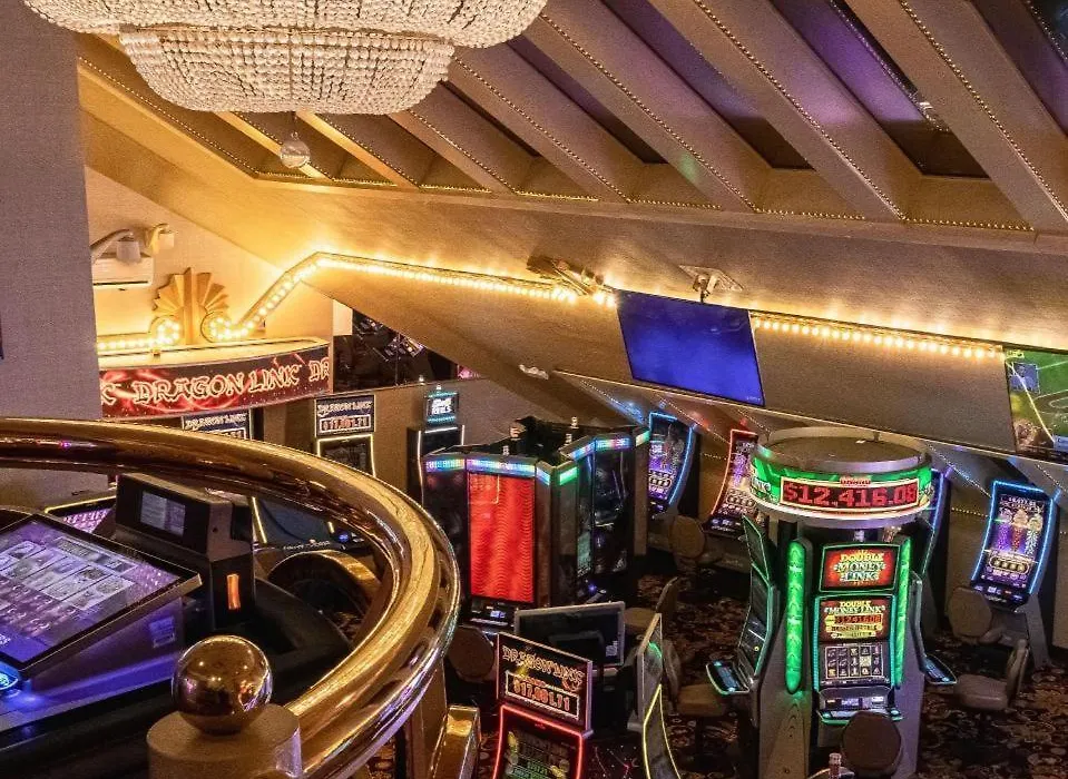 Par-A-Dice Hotel Casino-1