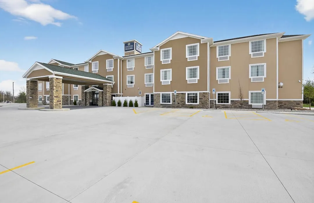 Cobblestone Hotel & Suites - Eaton-1