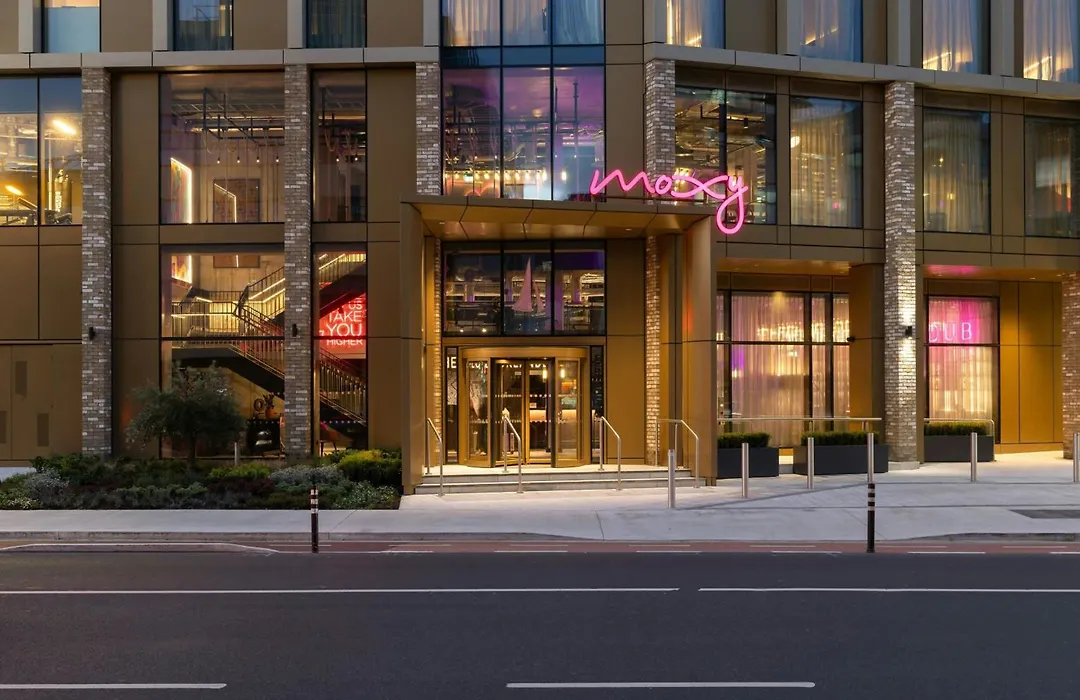 Moxy Dublin Docklands-1