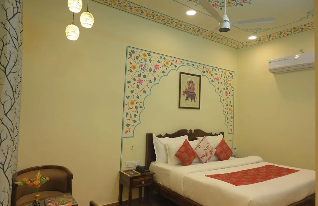 Hotel Virasat Haveli-1