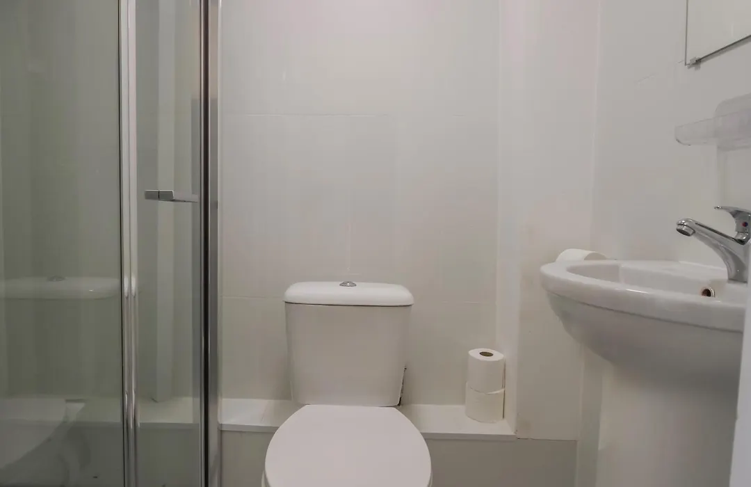 Hyde Park Court Hotel-1