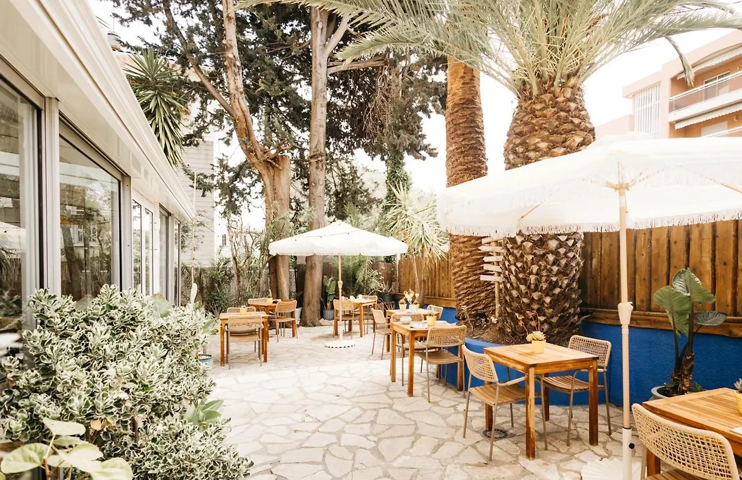 Hotel Le Petit Castel-1