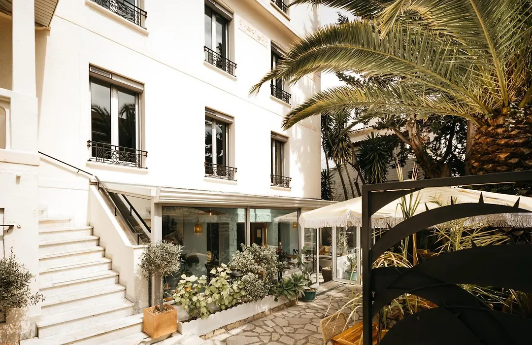 Hotel Le Petit Castel-1