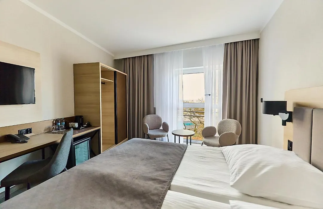 Hotel Aurora Family & Spa-1