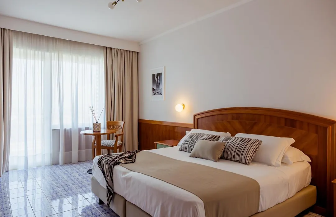 Grand Hotel Cesare Augusto-1