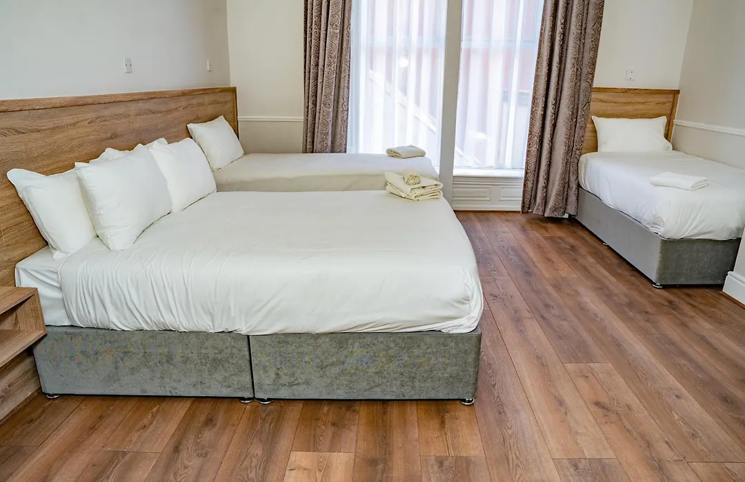 Iveagh Lodge-1