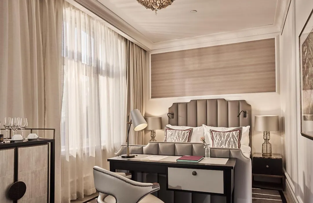 Britannia Hotel-1