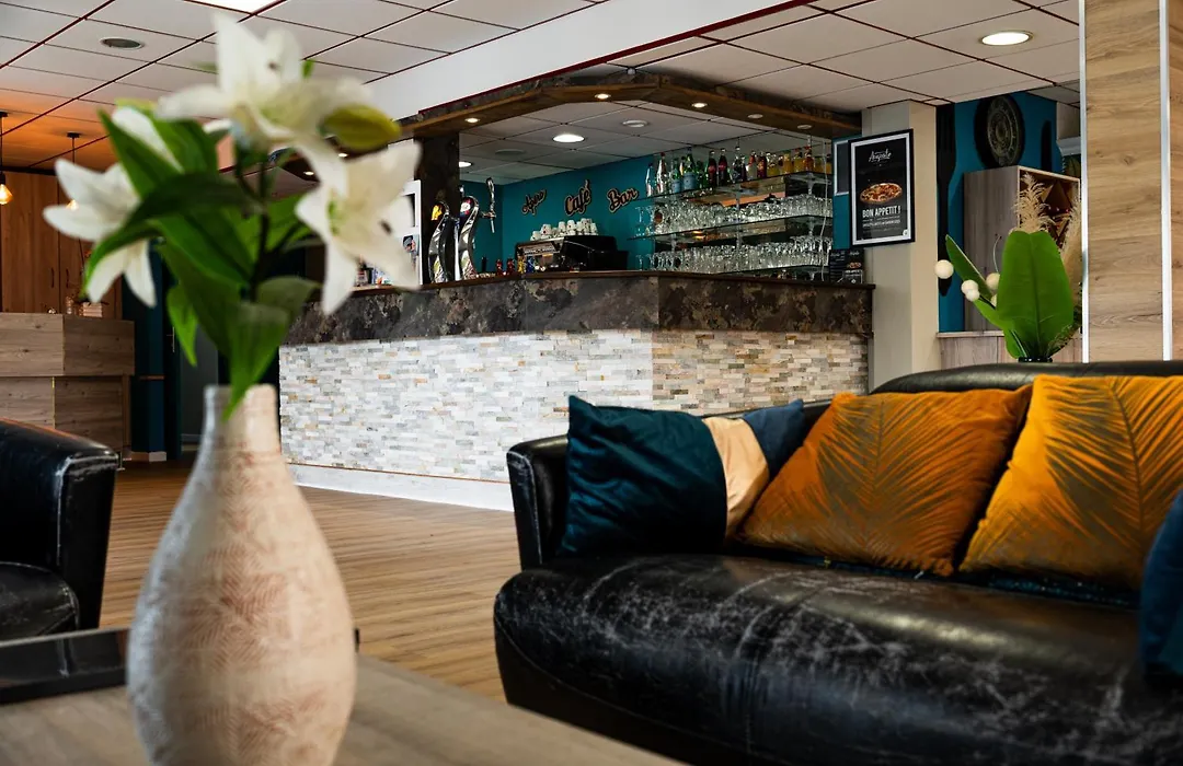 Brit Hotel Argentan-1