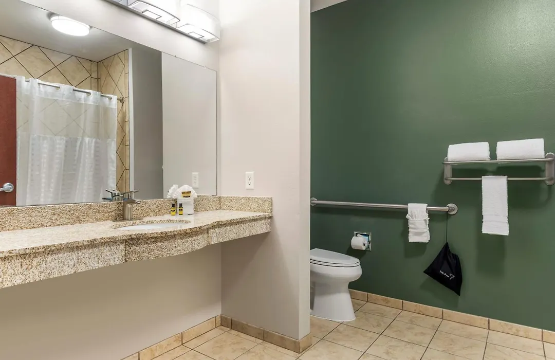 Best Western Plus Duncanville Dallas-1