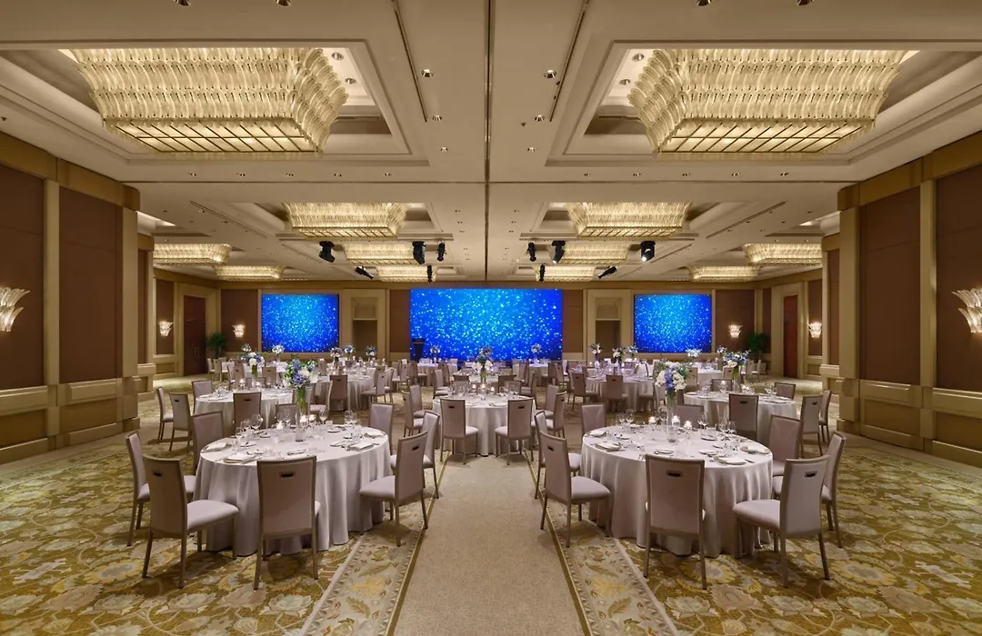 Conrad Singapore Marina Bay-1