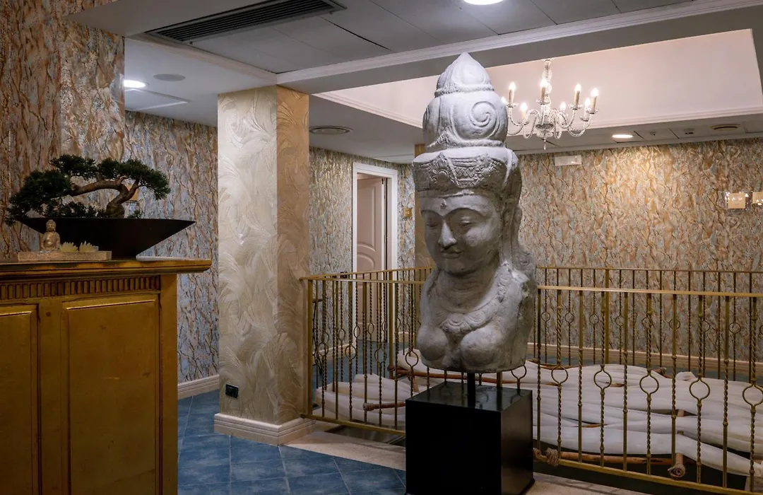 Marina Holiday Hotel & Spa-1