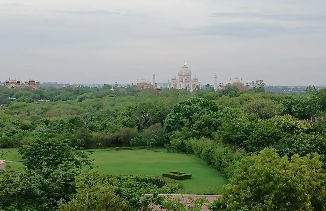 Hotel Taj Plaza, Just A 5-Minute Walk From The Taj Mahal 600 Meters-1