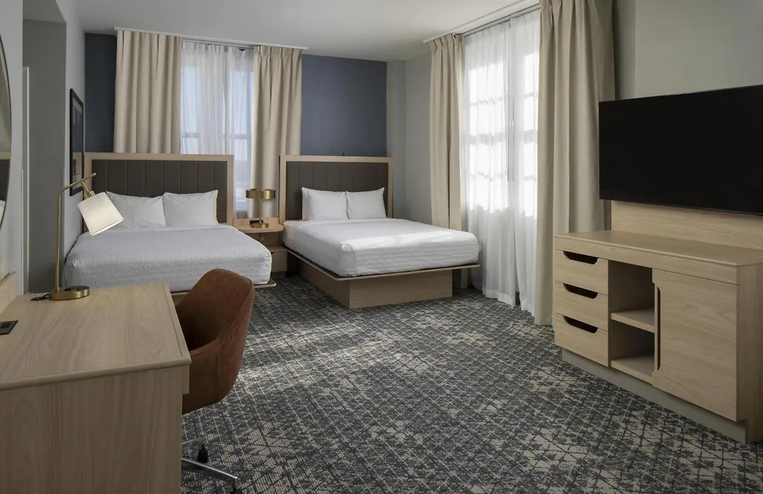 Hampton Inn & Suites Montgomery-Downtown-1
