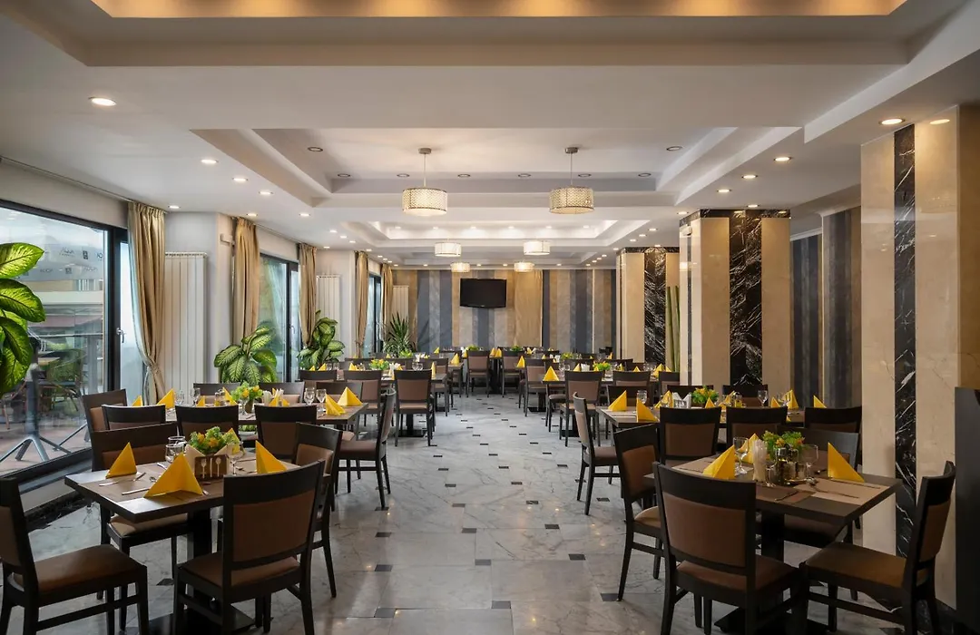 Hotel Sarmis-1