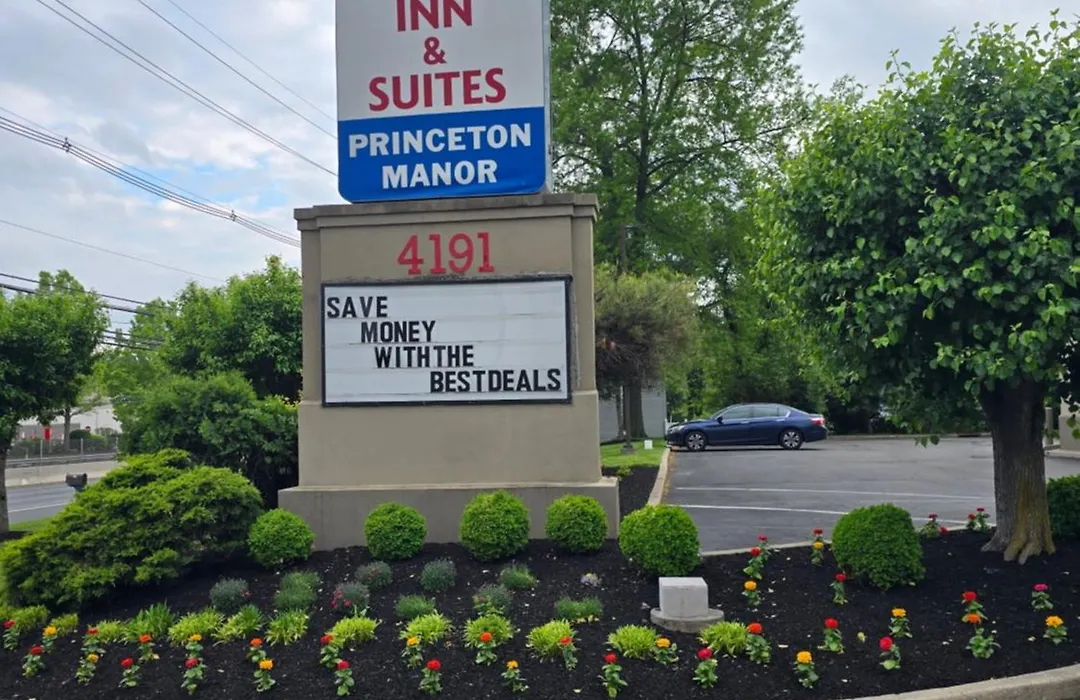 Mho Inn And Suites-1