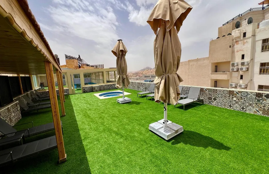 Petra Moon Hotel-1