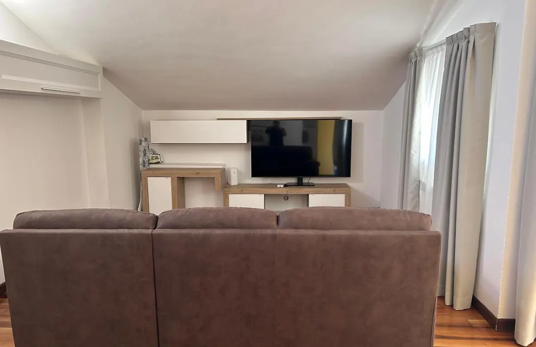 Hotel Alex-1