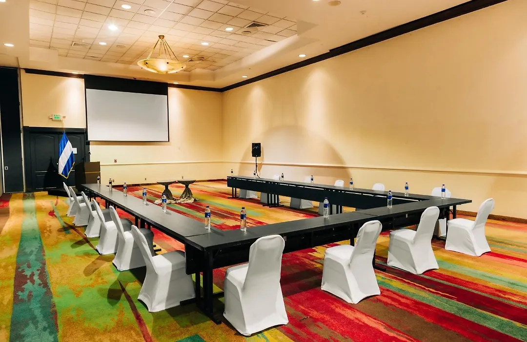 Holiday Inn San Salvador By Ihg-1