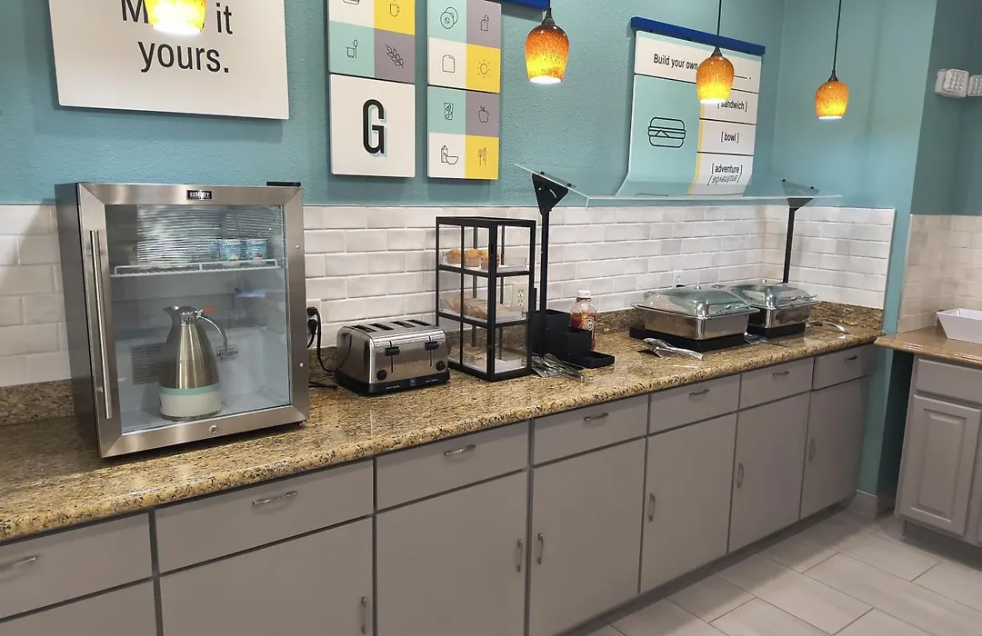 Grander Inn & Suites By Ihg-1
